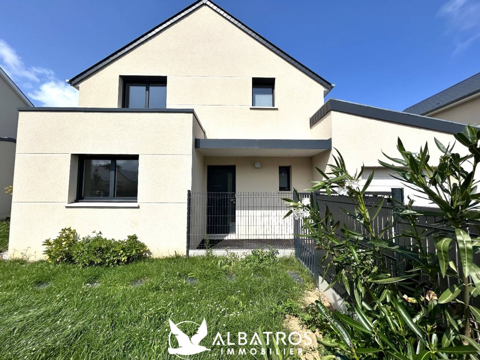 A VENDRE MAISON RECENTE CALVADOS
