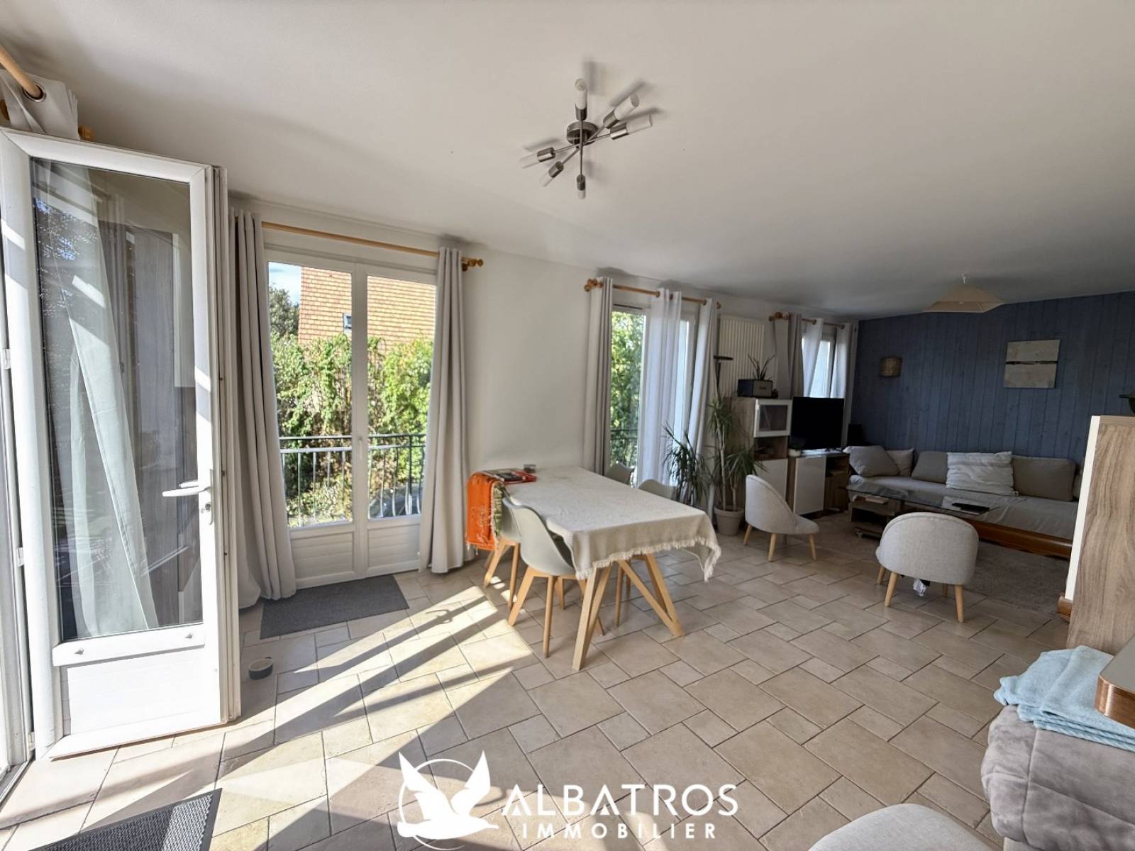 A VENDRE MAISON FAMILIALE RANVILLE 14860 - CAEN NORD - CALVADOS  