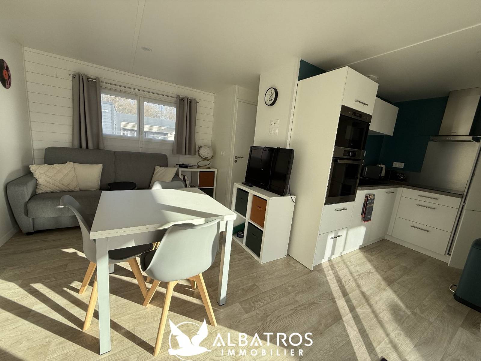 CHALET DANS PARC DE LOISIR HERMANVILLE SUR MER 14880  