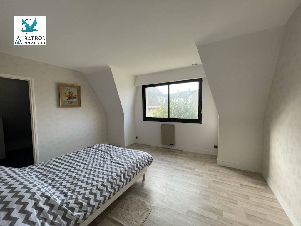 Maison à louer avec jardin proche mer