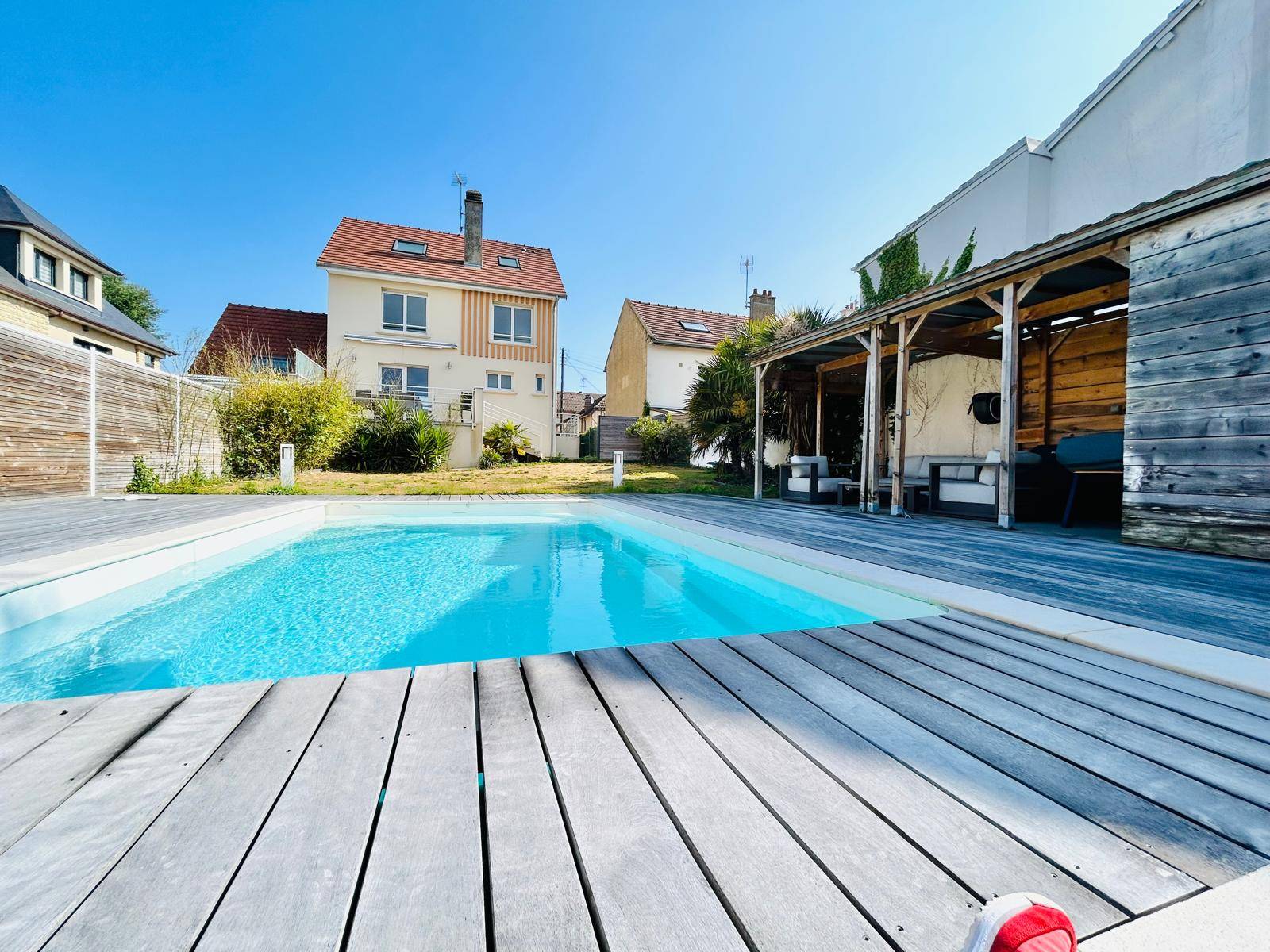 Villa  proche de la mer 14150