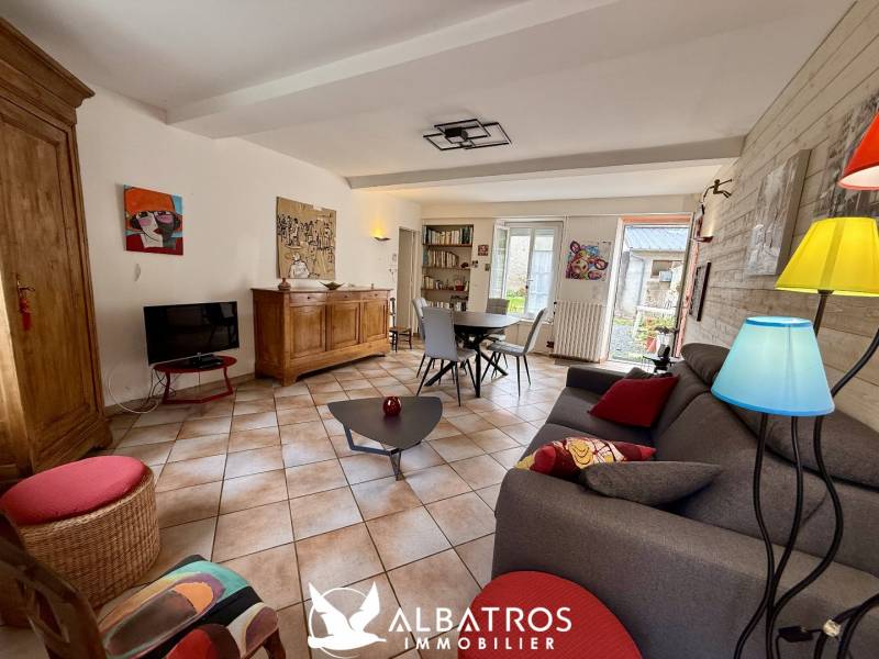 a vendre maison pleine de charme sur la côte de nacre calvados 14