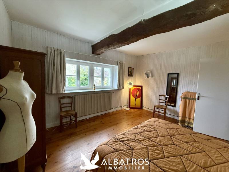 SOUS OFFRE INDISPONIBLE -  EN EXCLUSIVITE maison ANCIENNE OUISTREHAM 14150 BOURG 