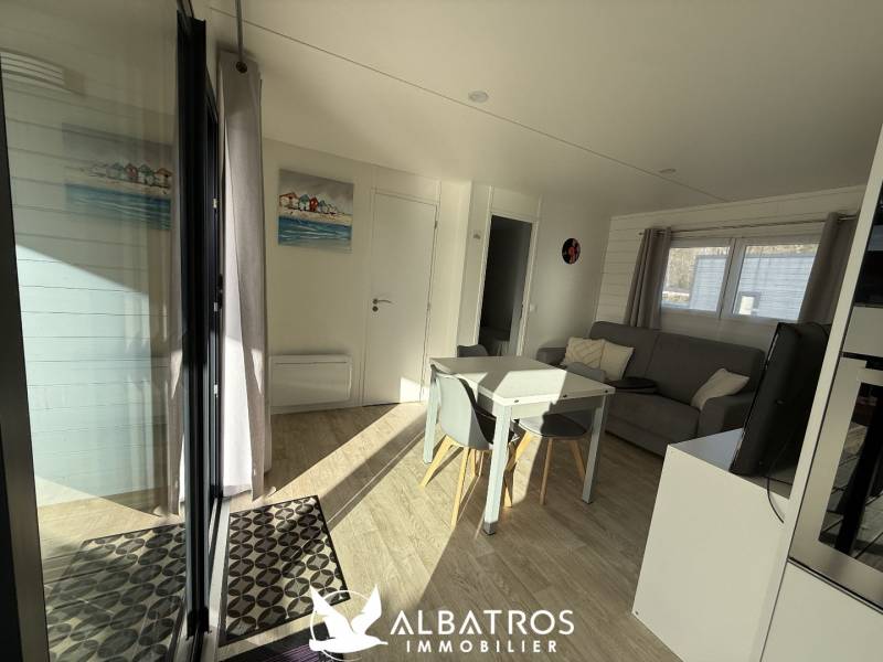 CHALET DANS PARC DE LOISIR HERMANVILLE SUR MER 14880  