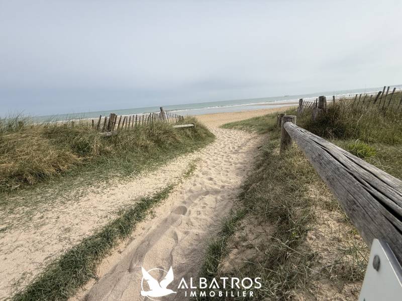 COLLEVILLE PLAGE 14880