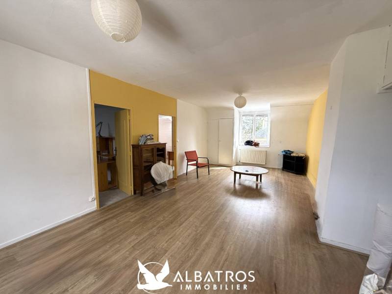 OUISTREHAM BOURG A VENDRE APPARTEMENT  14