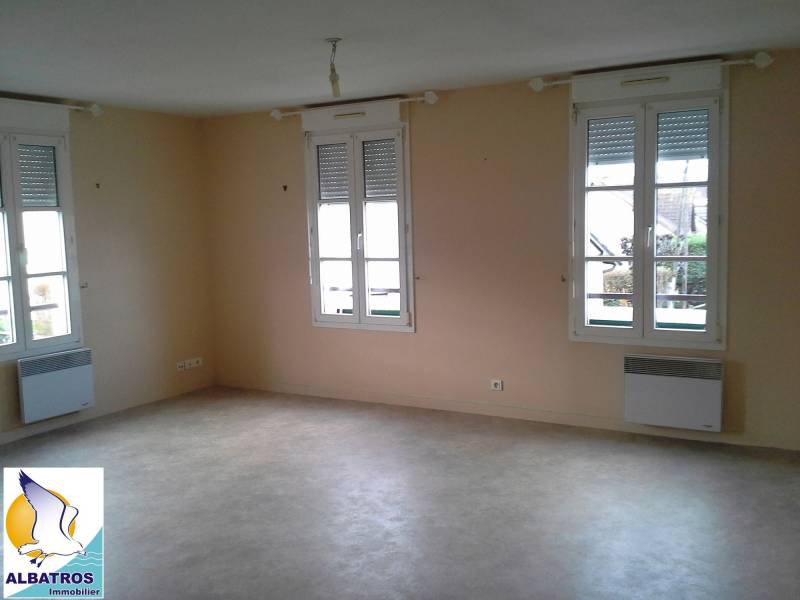 LOUE APPARTEMENT T2/F2 OUISTREHAM 14