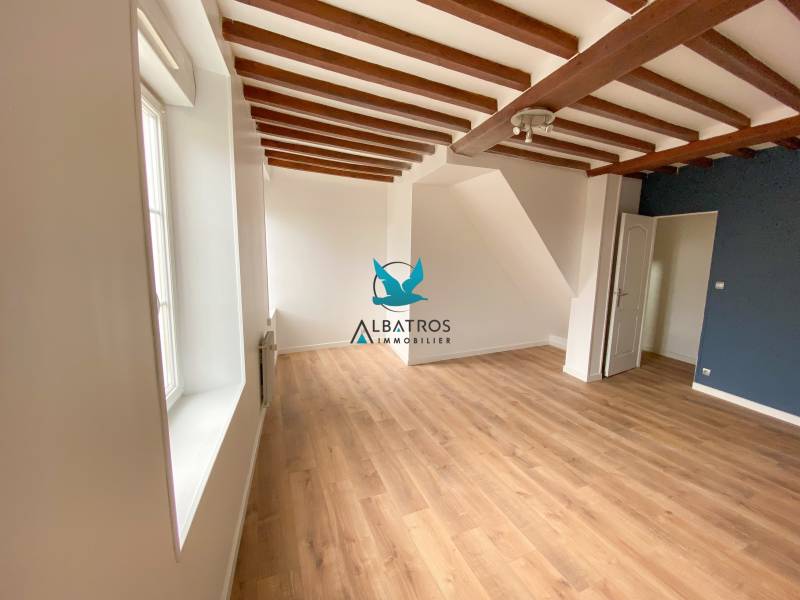 Acquisition maison proche plage répartie sur 3 niveaux