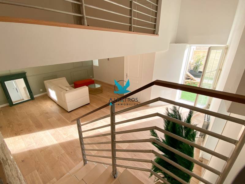 A vendre maison 5 chambres proche de toute les commodités