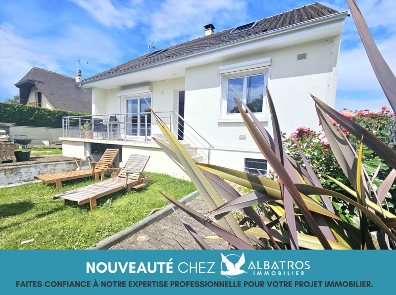 A VENDRE • Charmante maison des années 70, 5 pièces principales, 3 chambres, 100 m² habitable, proche commerces et écoles Colleville-Montgomery  