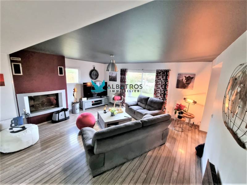 Belle et charmante maison à vendre avec 4 chambres dont une au rez-de-chaussée