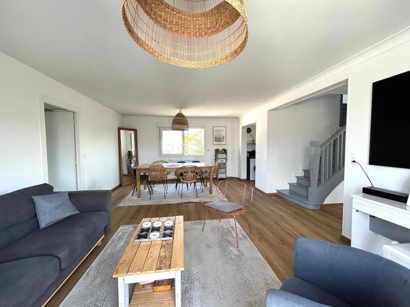 Maison 9 pp dont un appartement de 3 pp OUISTREHAM RIVA BELLA PROCHE MER 