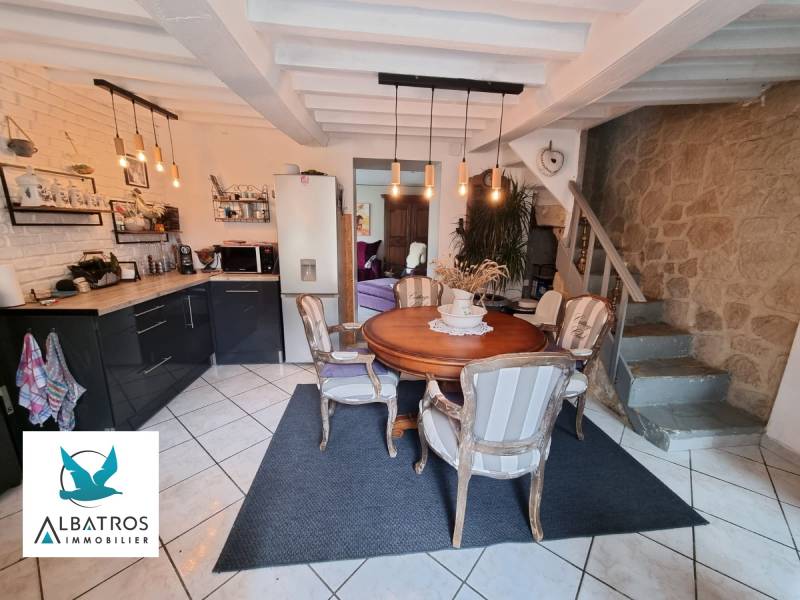 Disponible à l'achat maison de 97m² entièrement rénovée - SAINT AUBIN D'ARQUENAY