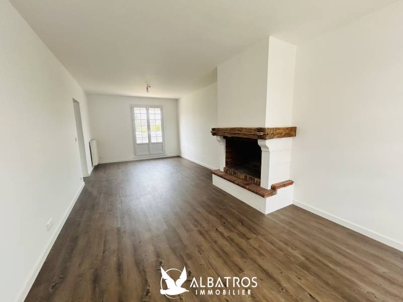 Jolie maison des années 1970, 95 m², 5 pièces principales, 3 chambres IFS 14123  