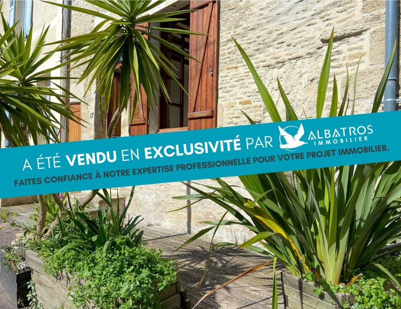 Exclusivité ! Charmante maison en pierres de 3 pièces principales, 2 chambres, 62 m² habitables Ouistreham Riva-Bella en plein cœur du bourg 
